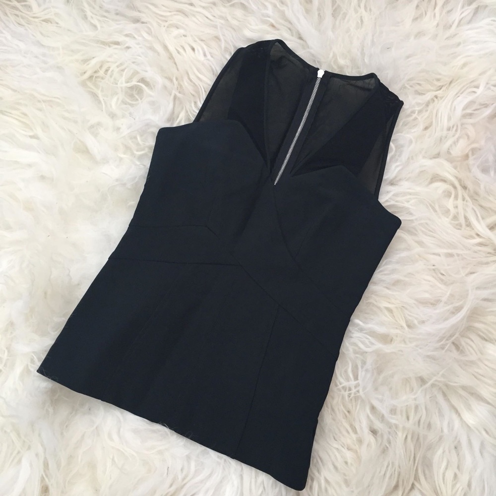 YIGAL AZROUËL Mechanical Sleeveless Top - Picture 1 of 6